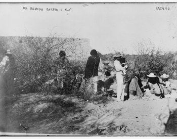 1920 Photograph of Mexican-New Mexican border