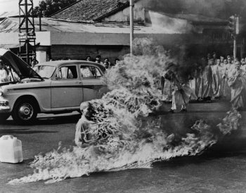 Buddhist Monk protest, 1963
