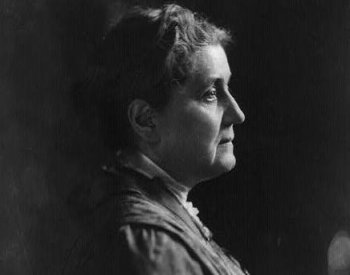 Image: Photo of Jane Addams taken in 1914. From the Library of Congress.