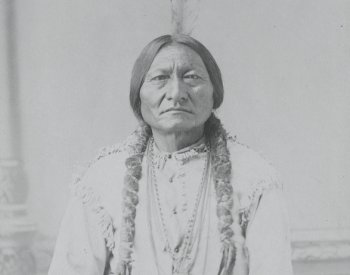 Image: Photo of Sitting Bull taken by David Francis Barryin 1885. From the Library of Congress.